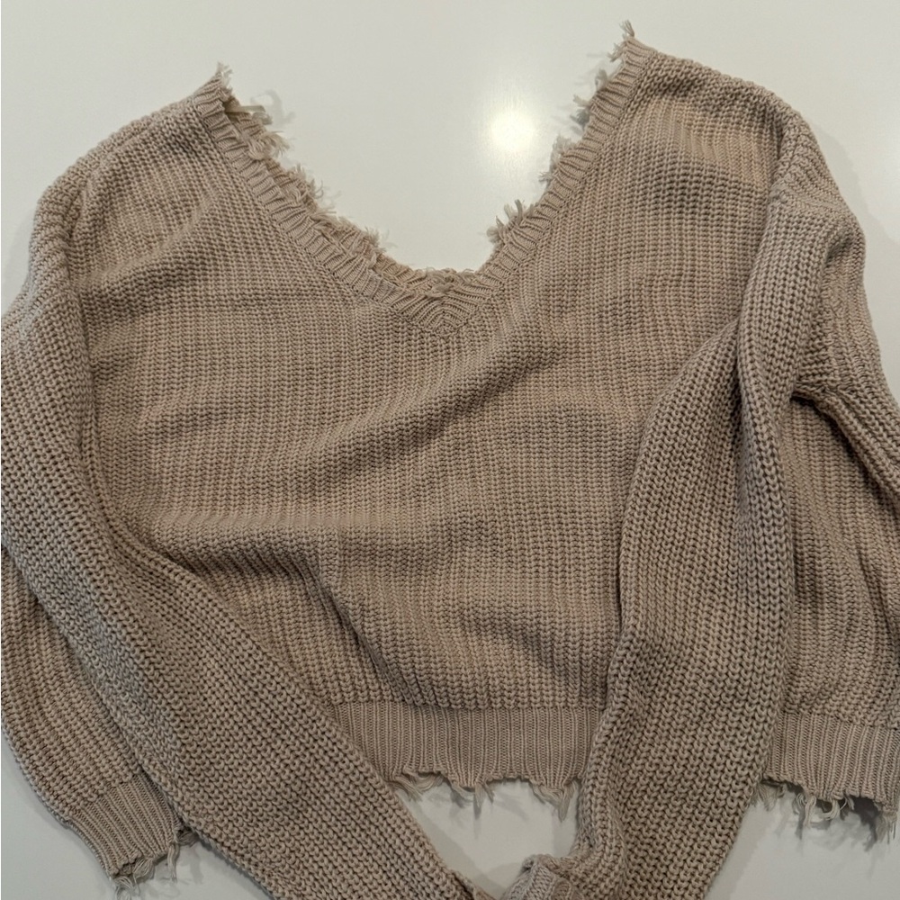 Frayed Hem V-Neck Sweater - Tan